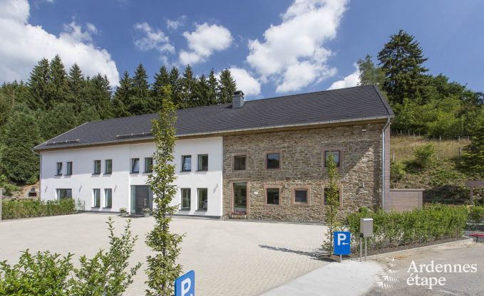 Vakantiehuis in St Vith voor 28 personen in de Ardennen