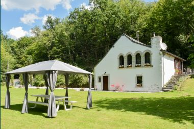 Holiday house for 4 people to rent in the Ardennes (Dinant)