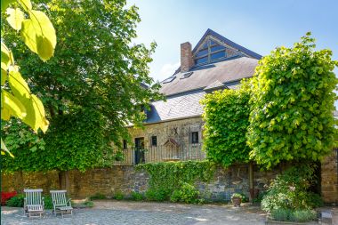 Holiday château outbuilding for 6 persons to rent in Beauraing