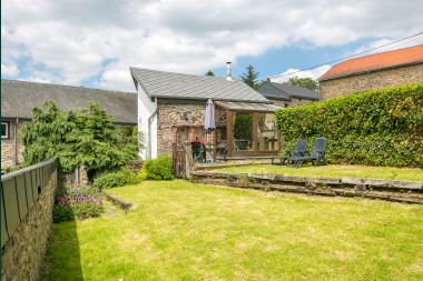 Charming holiday house for 2/4 per. to rent in Trois-Ponts, dogs allowed