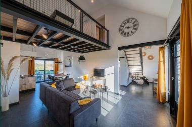 Cottage for 4 people in Aubel, with private terrace, garden, play area and secure bicycle storage in the Ardennes