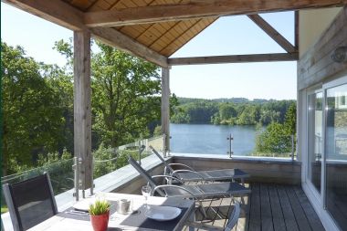 4-person luxury flat with view on Robertville Lake