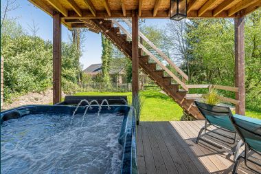 Chalet for 4 people in Stoumont with 2 bedrooms, jacuzzi, sauna and private terrace