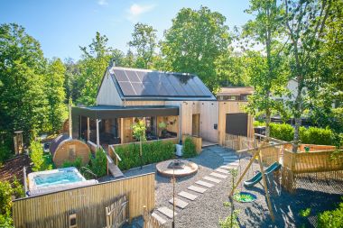 Chalet in Hotton for 6 persons, with swim spa, sauna, hot tub, near Durbuy and Ardennes nature