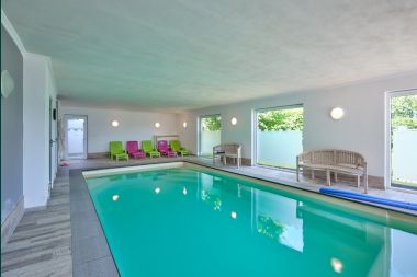 Atmospheric holiday home for 9 people with indoor pool and wellness in Malmedy