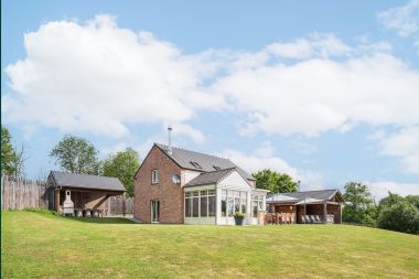 Luxurious villa in Noiseux for 8 guests in the Ardennes