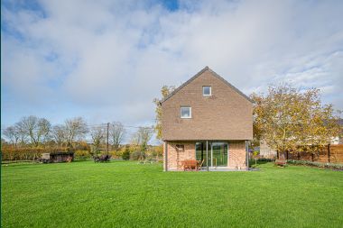 Charming holiday home in Binche for 6 people with garden, near the forest.