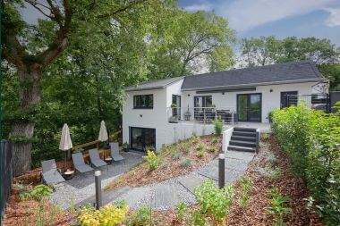 Holiday home for 2 couples or family of 4 in Durbuy