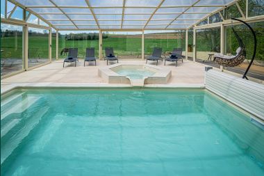 Luxury holiday home in Ciney for 8 people with swimming pool and sauna