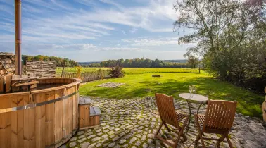 Terras met uitzicht + jacuzzi = 100% genieten  