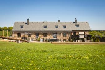 Vakantiehuis voor 12 personen op een boerderij in de Ardennen (Amel)