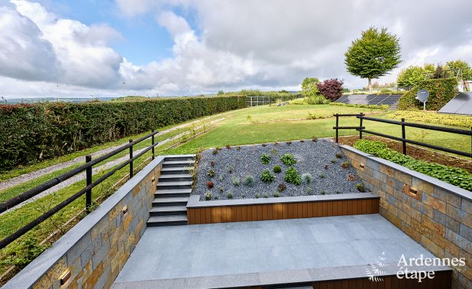 Moderne vakantiewoning voor 10 personen in Amel met 4 slaapkamers, 5 badkamers, sauna, fitnessruimte, speelkamer en privtuin