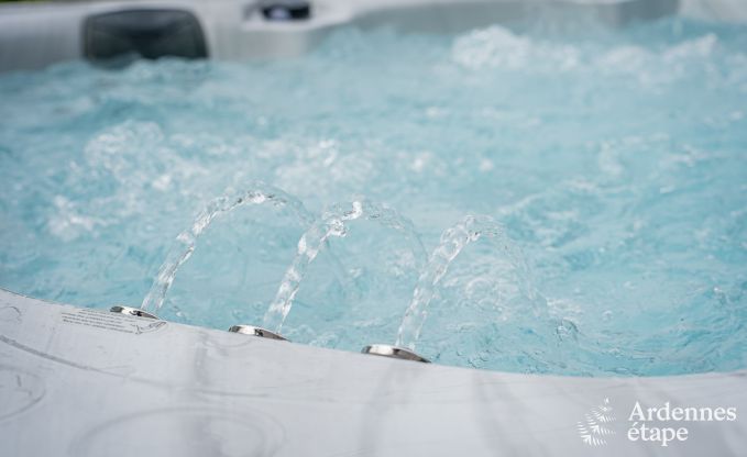 Vakantiehuis met jacuzzi en sauna in Amel, Hoge Venen