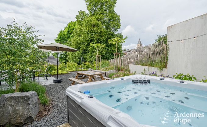 Vakantiehuis met jacuzzi en sauna in Amel, Hoge Venen