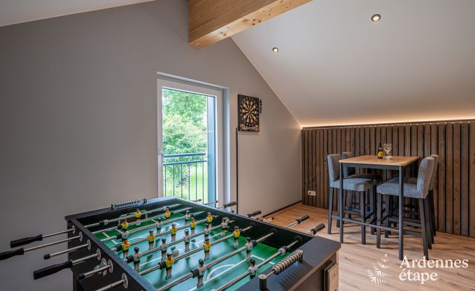 Prachtige vakantiewoning met buitenjacuzzi en sauna in Amel, Hoge Venen