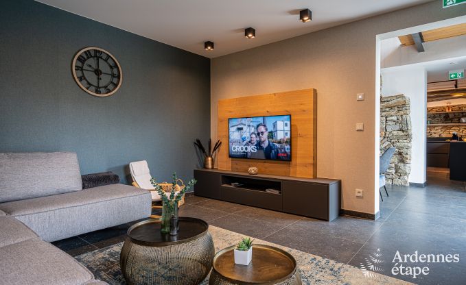 Prachtige vakantiewoning met buitenjacuzzi en sauna in Amel, Hoge Venen