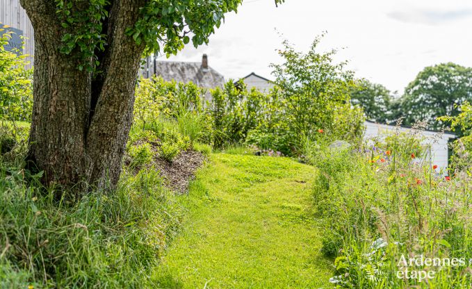 Prachtige vakantiewoning met buitenjacuzzi en sauna in Amel, Hoge Venen