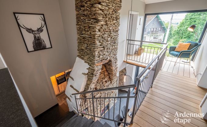 Prachtige vakantiewoning met buitenjacuzzi en sauna in Amel, Hoge Venen