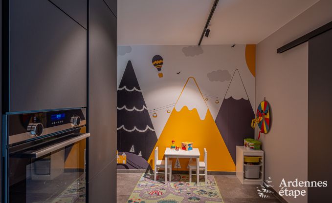 Prachtige vakantiewoning met buitenjacuzzi en sauna in Amel, Hoge Venen