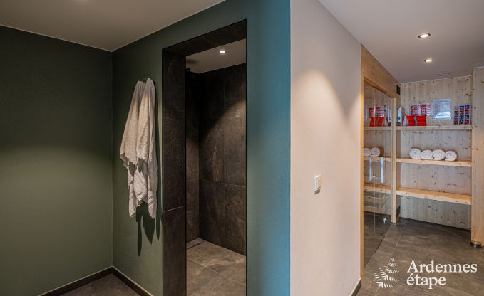 Prachtige vakantiewoning met buitenjacuzzi en sauna in Amel, Hoge Venen