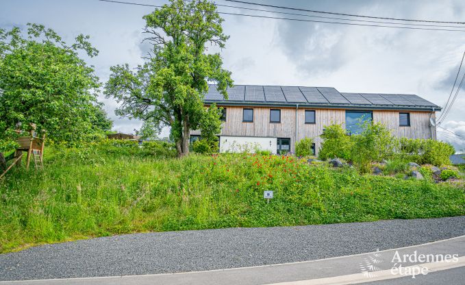 Prachtige vakantiewoning met buitenjacuzzi en sauna in Amel, Hoge Venen