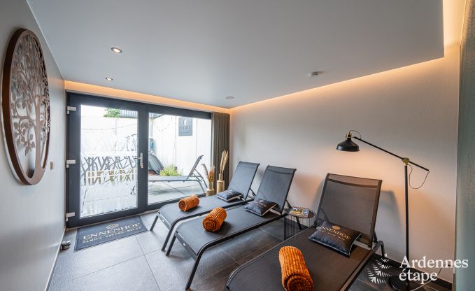 Prachtige vakantiewoning met buitenjacuzzi en sauna in Amel, Hoge Venen