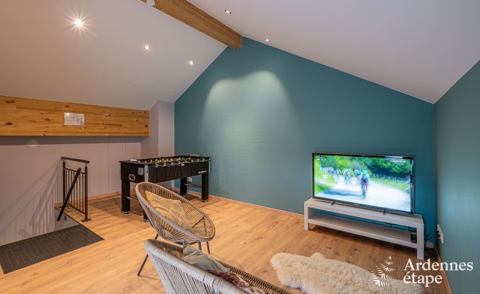 Prachtige vakantiewoning met buitenjacuzzi en sauna in Amel, Hoge Venen