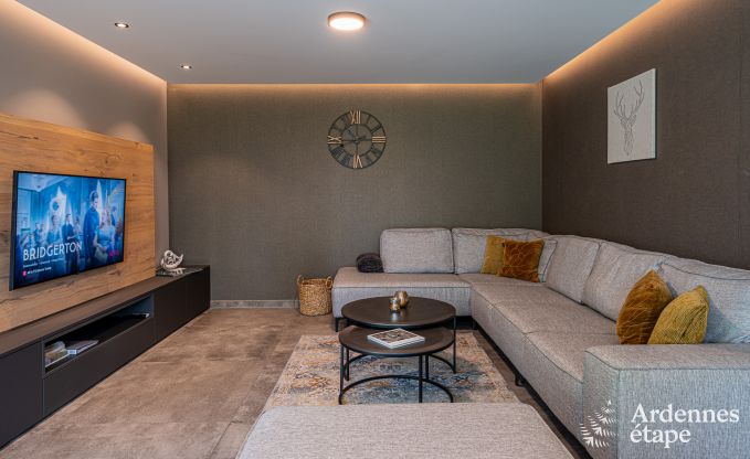 Prachtige vakantiewoning met buitenjacuzzi en sauna in Amel, Hoge Venen