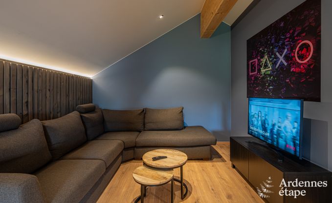 Prachtige vakantiewoning met buitenjacuzzi en sauna in Amel, Hoge Venen