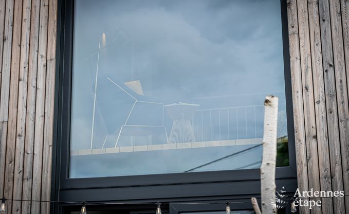 Prachtige vakantiewoning met buitenjacuzzi en sauna in Amel, Hoge Venen