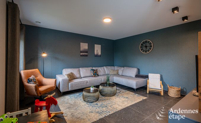 Prachtige vakantiewoning voor 8 met jacuzzi en sauna. Amel, Hoge Venen