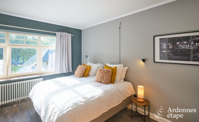 Luxevilla met zwembad en tennisbaan voor 14 personen in Anhe, gelegen in de vallei van de Moligne