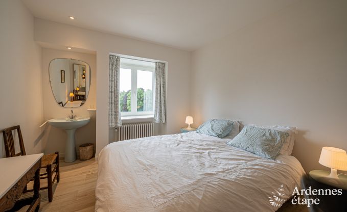 Ruime villa in Assesse, 9 personen met 5 slaapkamers en jullie eigen park