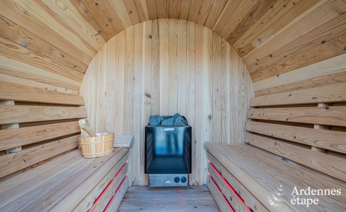 Luxe villa met zwembad en sauna in Assesse, Ardennen