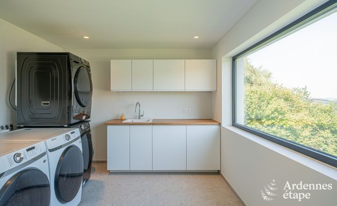 Luxe villa met zwembad en sauna in Assesse, Ardennen