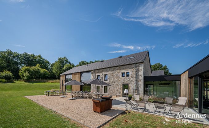 Grote vakantiewoning in Aubel: ideaal voor 30 personen met zwembad en uitgebreide faciliteiten