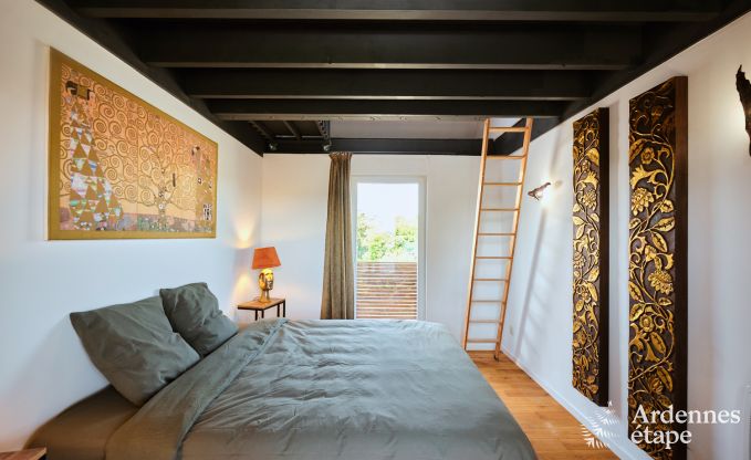 Ruime villa voor 9 personen in Baillonville met binnenzwembad en jacuzzi