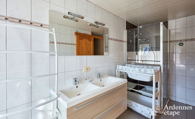 Vakantiehuis in Bastogne voor 14/15 personen in de Ardennen