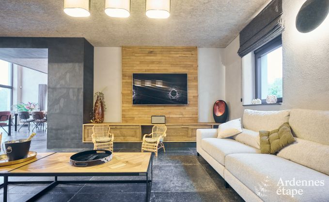 Vakantiehuis in Bastogne: authentieke vakantiewoning voor 16 personen met moderne voorzieningen in de Ardennen