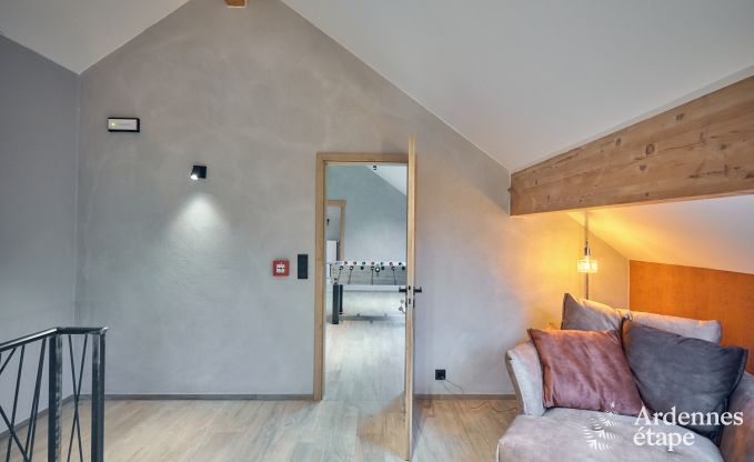 Vakantiehuis in Bastogne: authentieke vakantiewoning voor 16 personen met moderne voorzieningen in de Ardennen