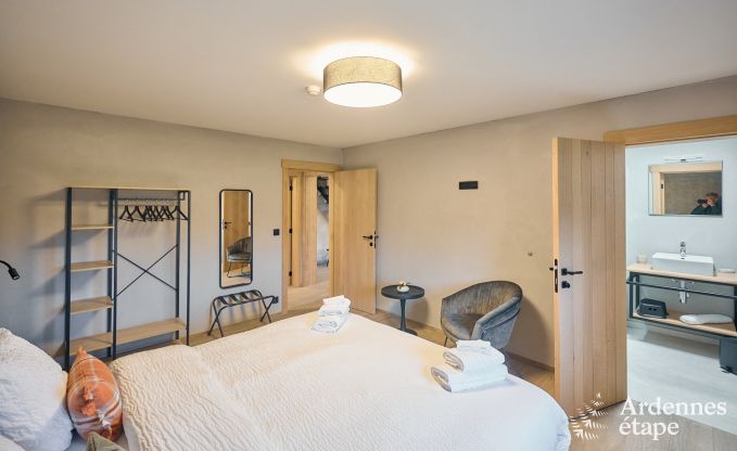 Vakantiehuis in Bastogne: authentieke vakantiewoning voor 16 personen met moderne voorzieningen in de Ardennen