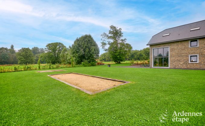 Vakantiehuis in Bastogne: authentieke vakantiewoning voor 16 personen met moderne voorzieningen in de Ardennen