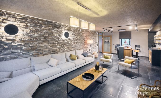 Vakantiehuis in Bastogne: authentieke vakantiewoning voor 16 personen met moderne voorzieningen in de Ardennen