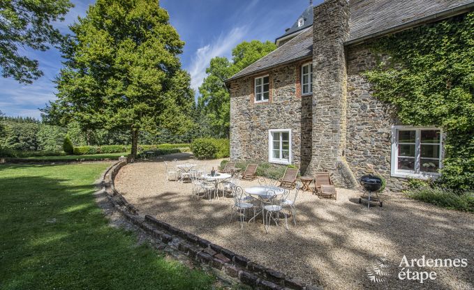 Kasteel in Bastogne voor 12/15 personen in de Ardennen