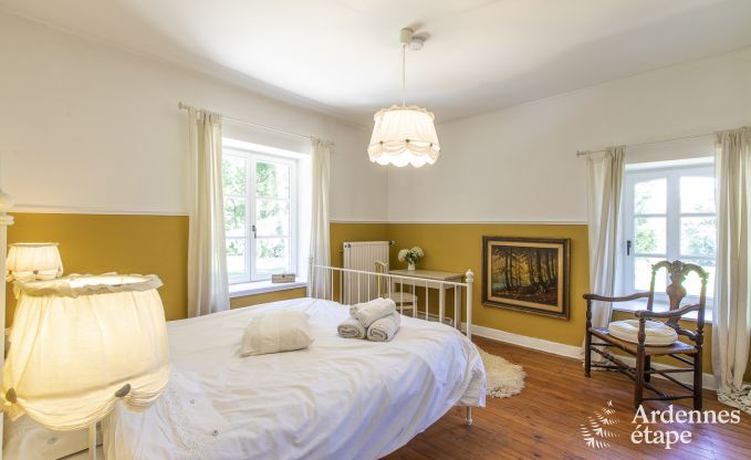 Kasteel in Bastogne voor 12/15 personen in de Ardennen