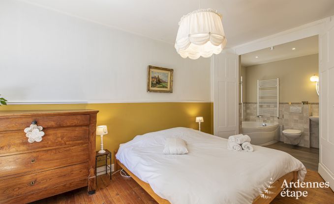 Kasteel in Bastogne voor 12/15 personen in de Ardennen