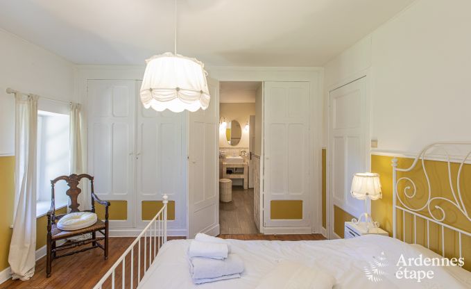 Kasteel in Bastogne voor 12/15 personen in de Ardennen