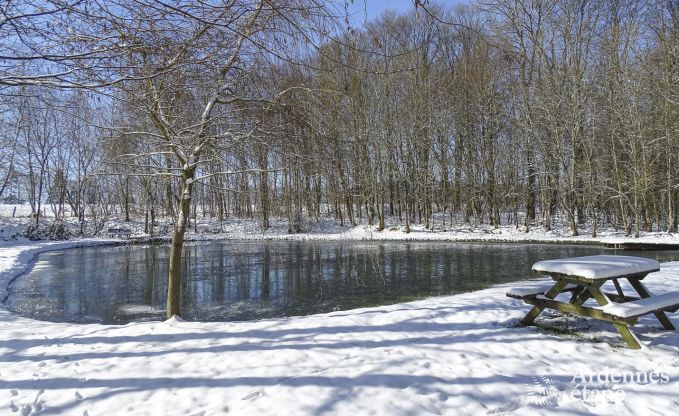 Kasteel in Bastogne voor 12/15 personen in de Ardennen