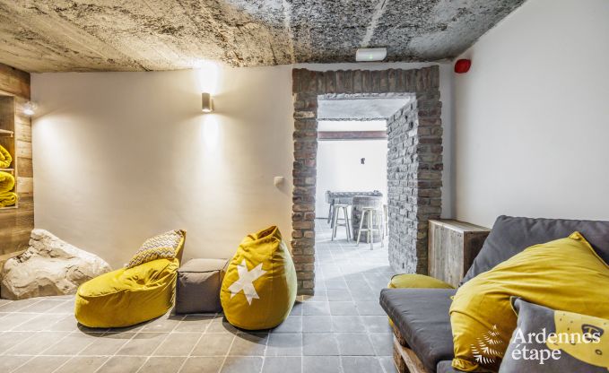 Ruime luxe villa in Bastogne voor 26 personen