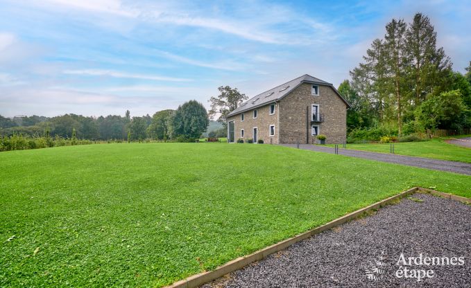Vakantiehuis in Bastogne: authentieke vakantiewoning voor 16 personen met moderne voorzieningen in de Ardennen